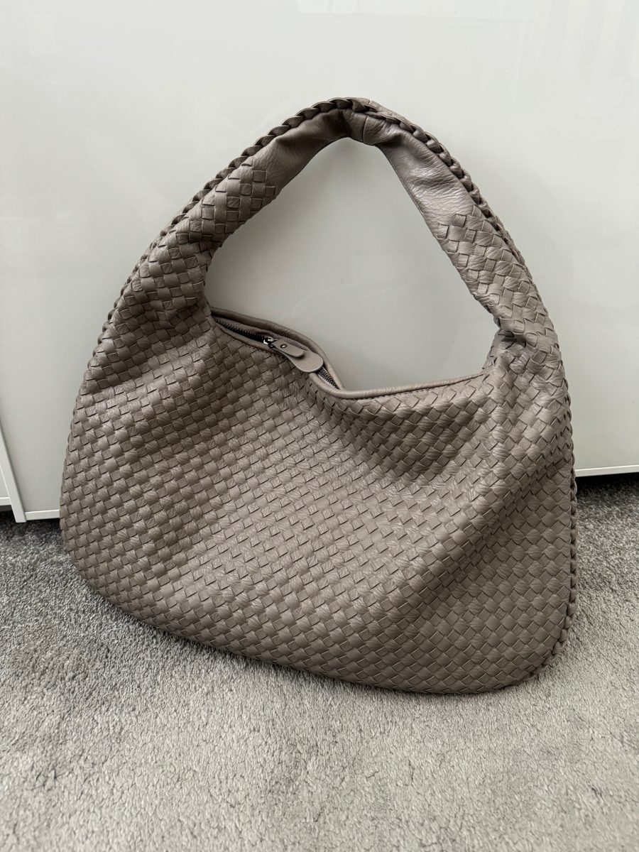 Grey woven bag
