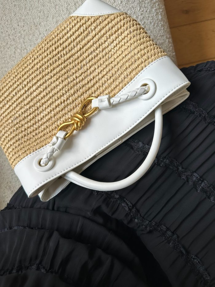 Raffia Bow bag