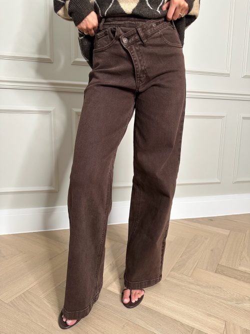Brown Overlap waist jeans