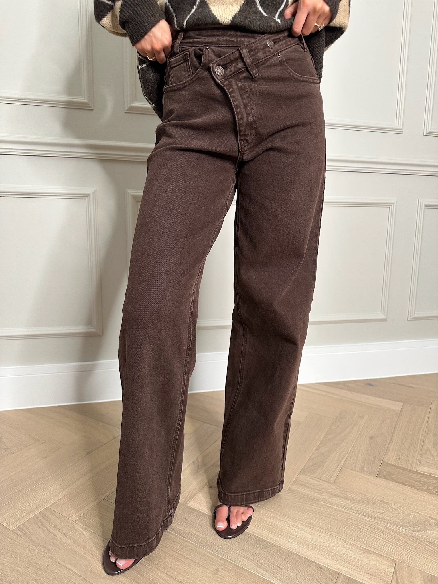 Brown Overlap waist jeans